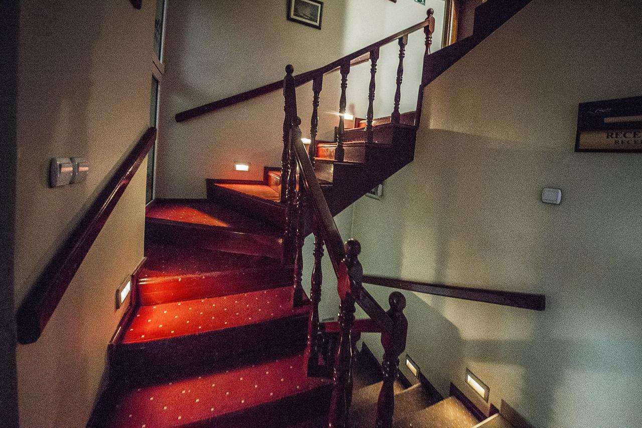 Hotel Bell Лесковац Екстер'єр фото