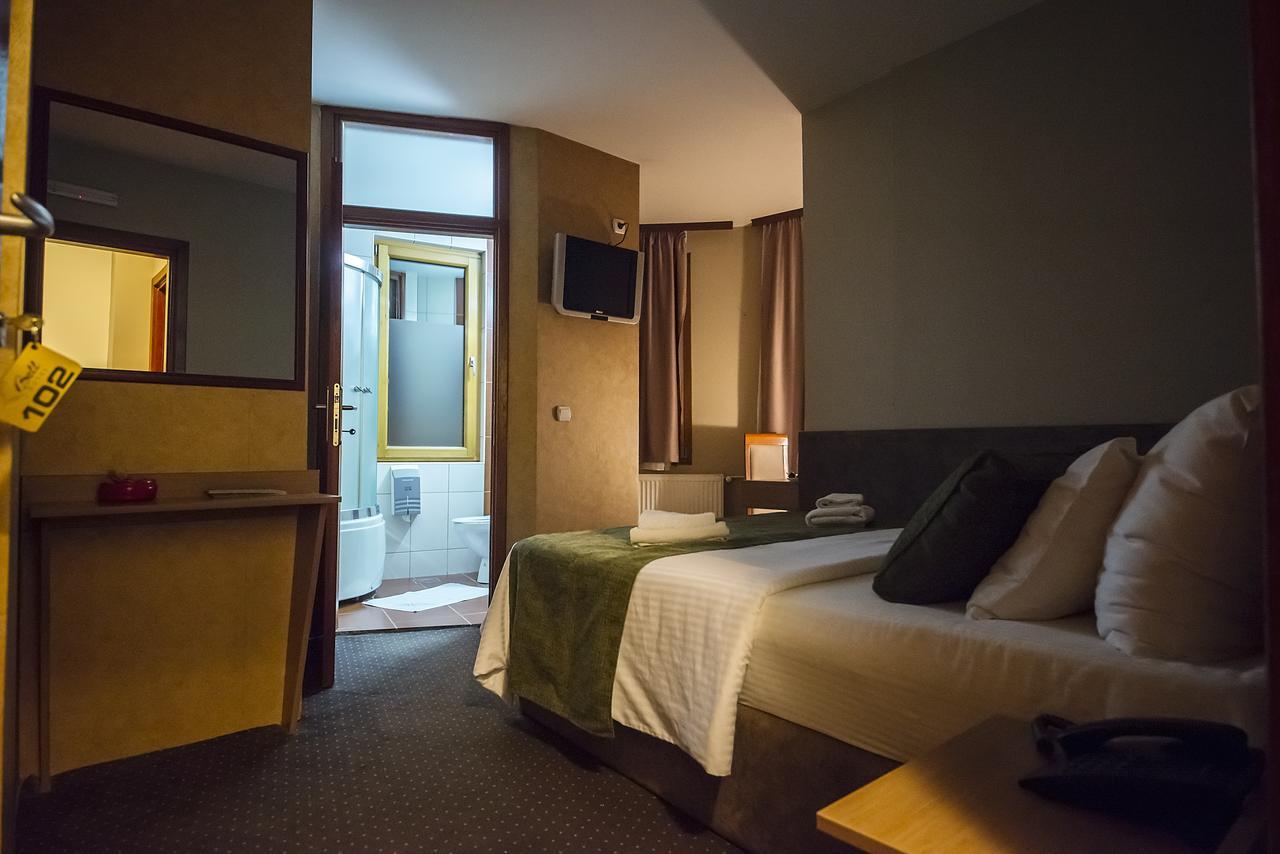 Hotel Bell Лесковац Екстер'єр фото